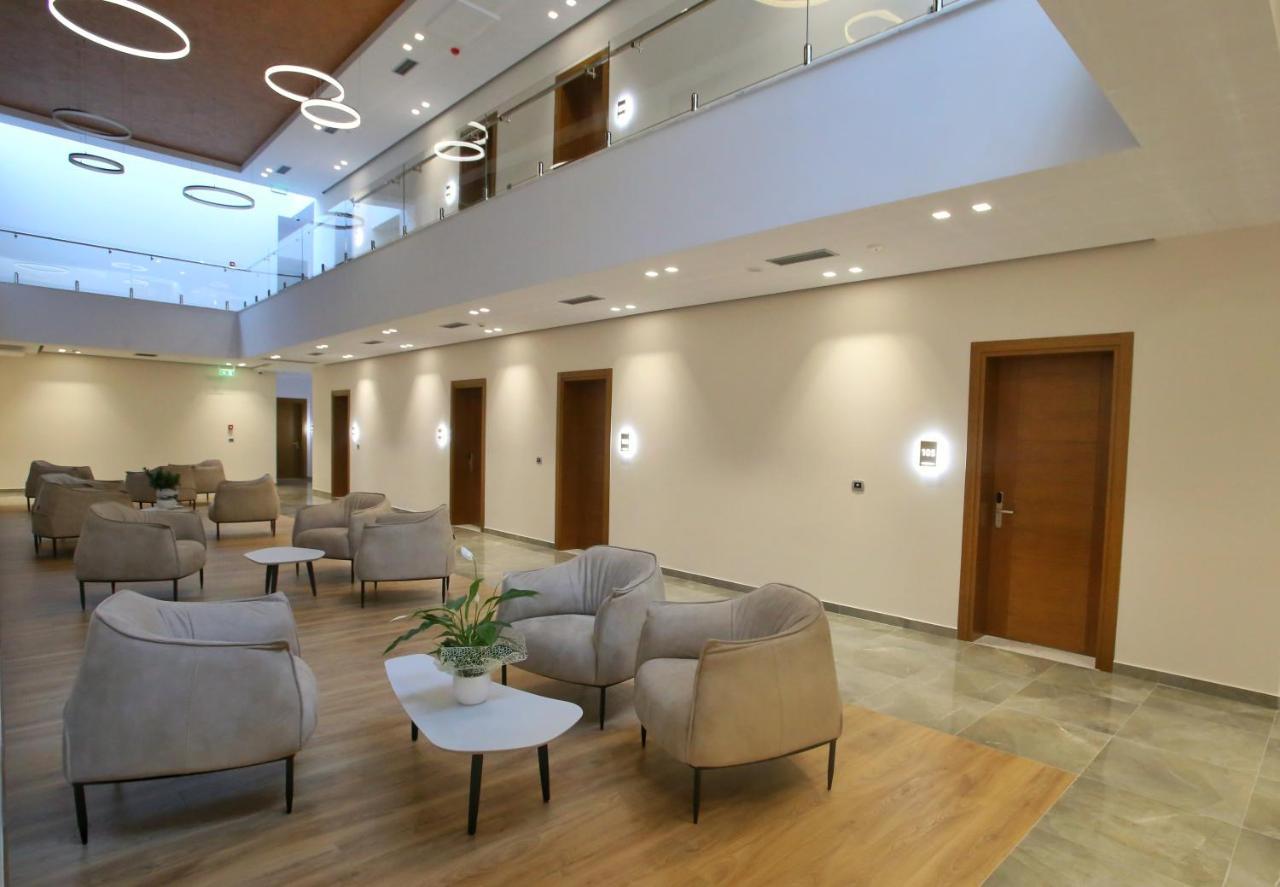 Portik Hotel Berat Esterno foto