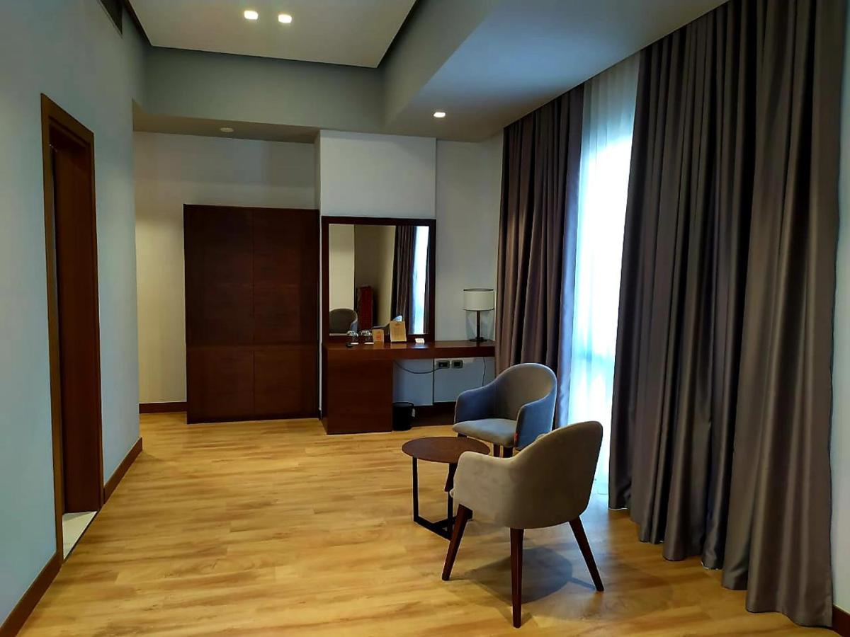 Portik Hotel Berat Esterno foto