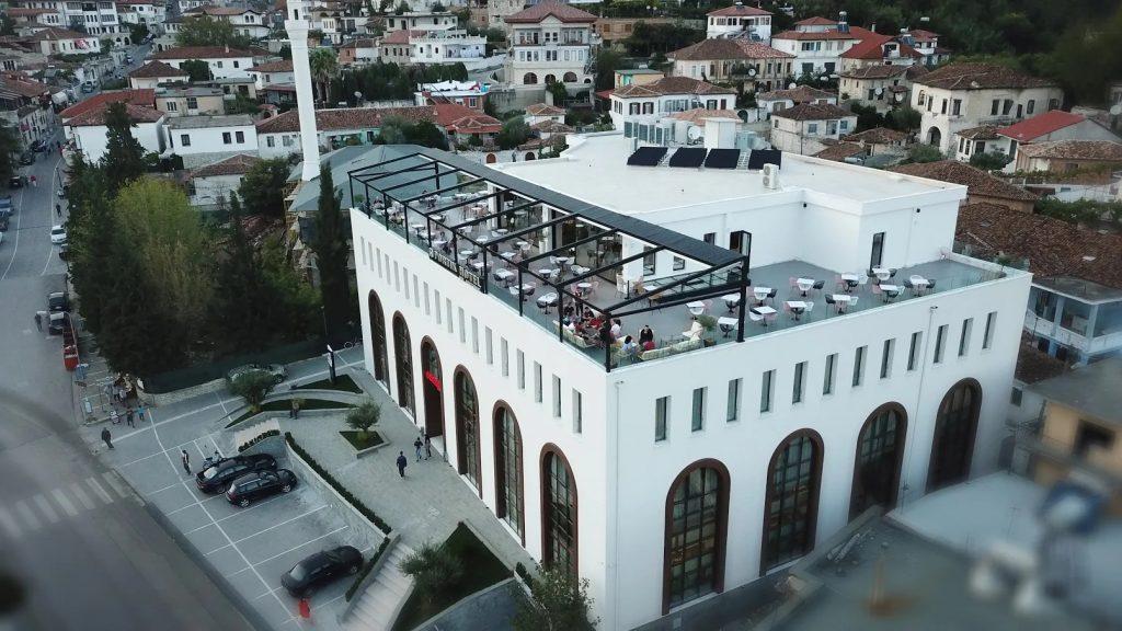 Portik Hotel Berat Esterno foto