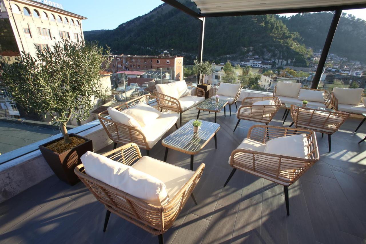 Portik Hotel Berat Esterno foto